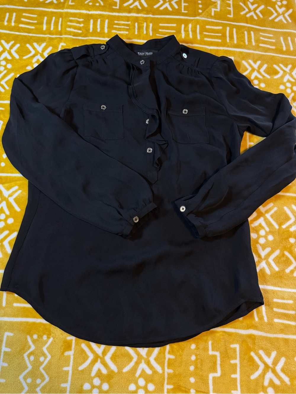 White House Black Market 100% Silk Long Sleeve Henley Blouse Sz 4. Perfect Cond!